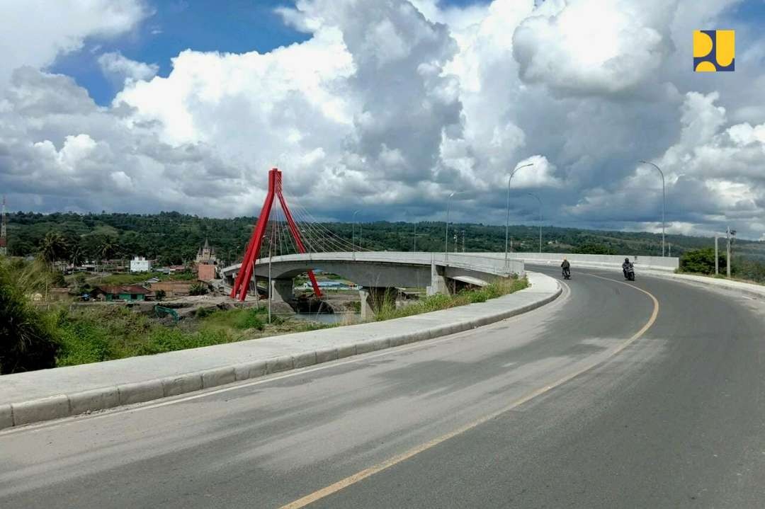 Jembatan Aek Tano Ponggol di Pulau Samosir, Sumatera Utara. (Foto: Biro Komunikasi Publik Kementerian PUPR)