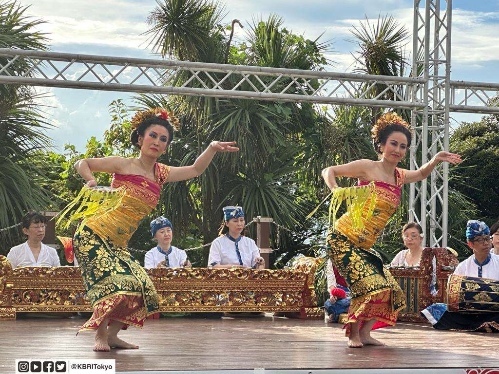 Nuansa dan ragam seni budaya Bali hadir di ajang Enoshima Bali Sunset di Pulau Enoshima, Fujisawa, Prefektur Kanagawa. (Foto: Dok KBRI Tokyo)