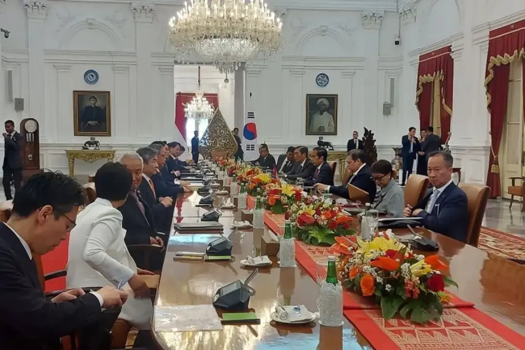 Presiden Joko Widodo menggelar pertemuan bilateral dengan Presiden Korea Selatan Yoon Suk-yeol di Istana Kepresidenan, Jakarta, Jumat, 8 September 2023. (Foto: Setpres)