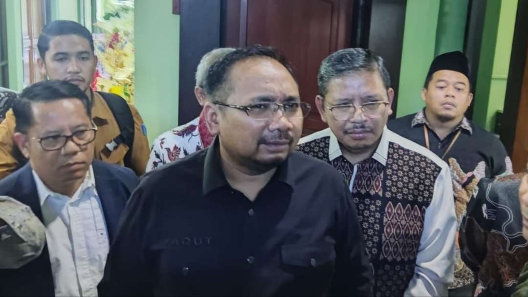 Menag RI, Yaqut Cholil Qoumas, usai pembukaan orientasi PPPK di Gedung Balai Diklat Keagamaan Surabaya, Rabu 13 September 2023. (Foto: Fariz Yarbo/Ngopibareng.id)