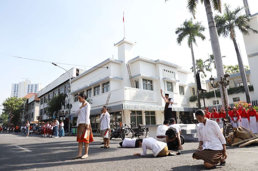 Drama kolosol perobekan bendera Belanda menjadi Merah Putih di Jalan Tunjungan, akan kembali digelar pada Minggu, 17 September 2023. (Foto: Pita Sari/Ngopibareng.id)