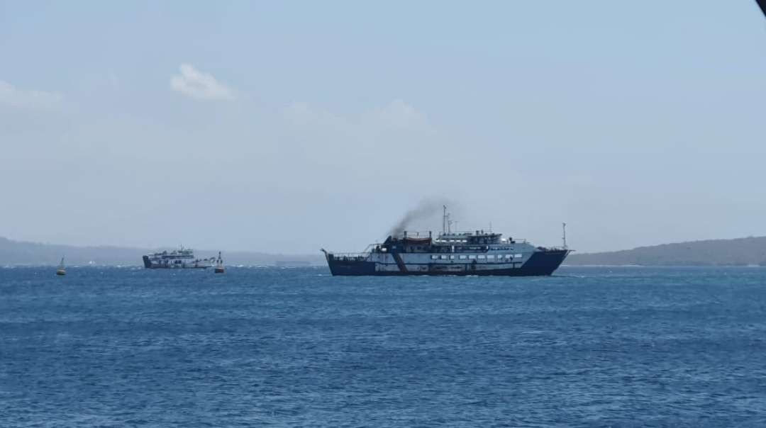 Posisi KMP Gerbang Samudera masih berada di lokasi kandas. (Foto: Istimewa)