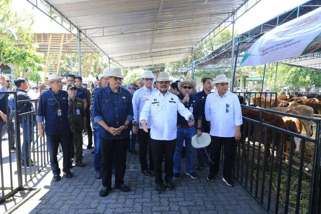 Pj Gubernur Jawa Tengah Nana Sudjana saat mengunjungi Boyolali. (Foto: Humas Pemprov Jateng)