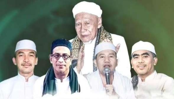 KH Zaim Ahmad, Lasem, Habib Umar Mutthohar, dan KH Abdul Ghofur Maimoen. (Foto: dok/ngopibareng.id)