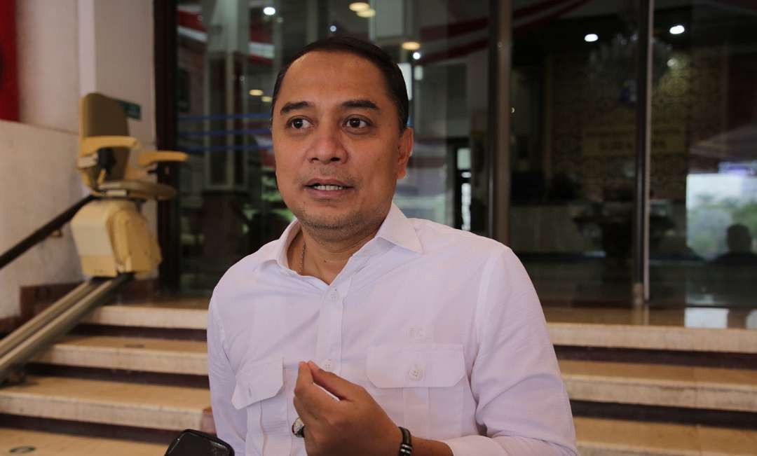 Walikota Surabaya, Eri Cahyadi meminta warga melapor bila temukan minuman sachet beralkohol dijual bebas.( Foto: Pita Sari/Ngopibareng.id)
