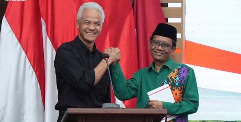 Ganjar Pranowo dan Mahfud MD resmi menjadi pasangan duet capres dan cawapres. (Foto: Instagram @pdiperjuangan)