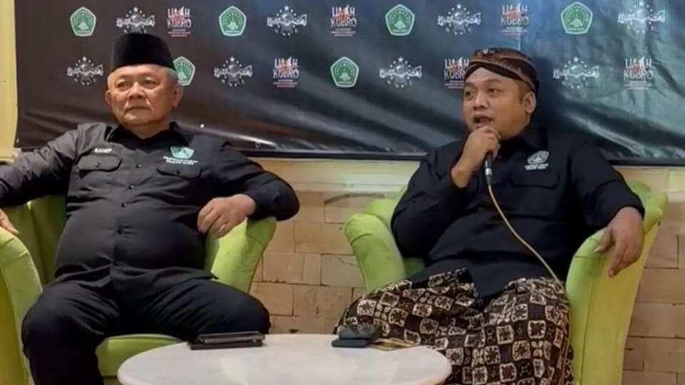 Ketua Panitia Ijazah Kubro dan Pelantikan Pimpinan Pusat Pagar Nusa, Letjen TNI (Purn) Ganip Warsito dan Nabil Haroen di Surabaya. (Foto: munawir aziz)