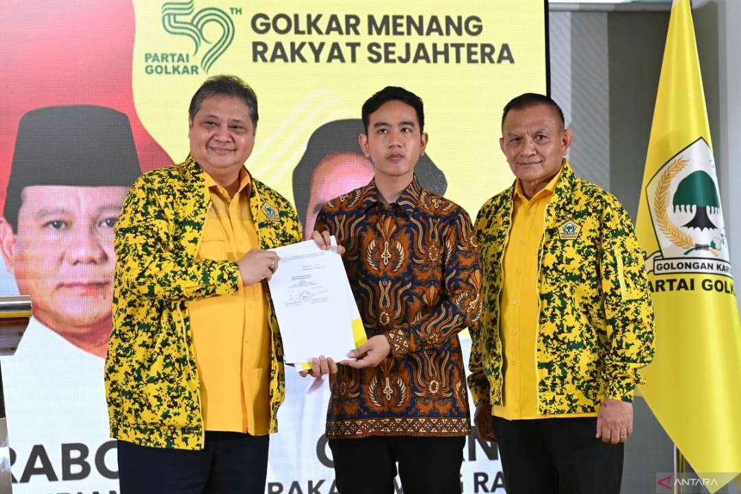 Anak Presiden Jokowi, Gibran Rakabuming Raka, secara resmi diusulkan oleh Partai Golkar sebagai cawapres pendamping Prabowo Subianto. (Foto: Ant)