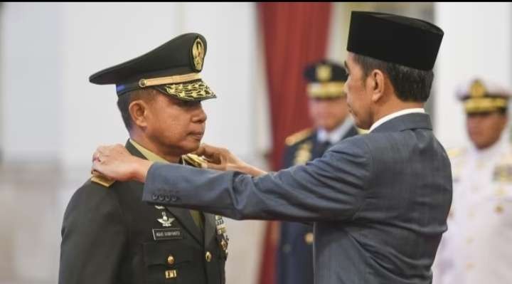 Jenderal TNI Agus Subiyanto saat dilantik menjadi KSAD. (Foto: Setpres)