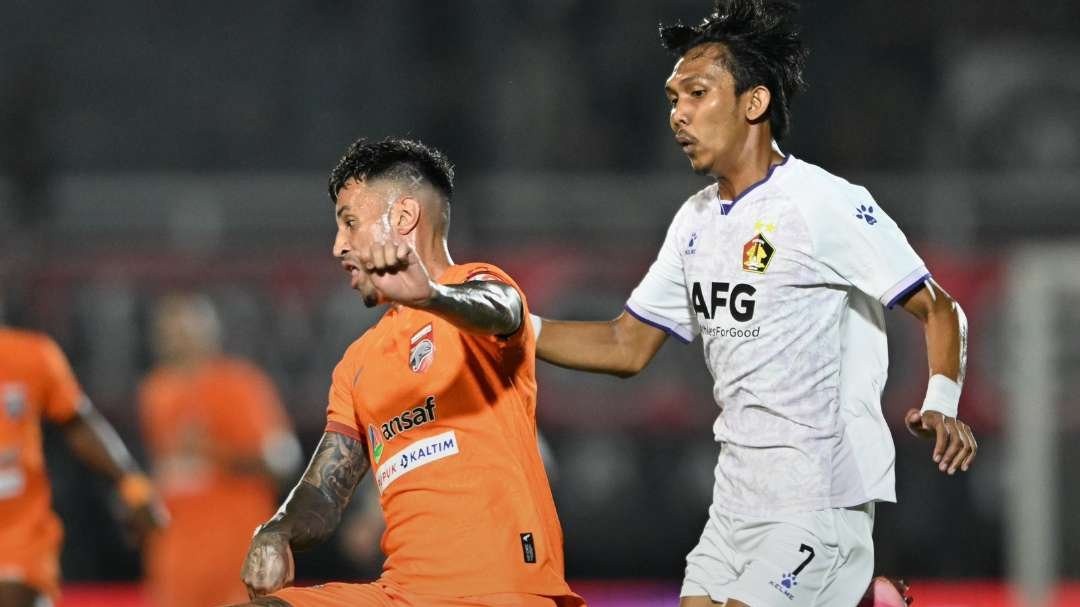 Kesebelasan Borneo FC sukses menang telak 3-0 saat menjamu Persik Kediri pada pertandingan lanjutan kompetisi Liga 1 di Stadion Segiri Samarinda. (Foto: Twitter @BorneoSMR))