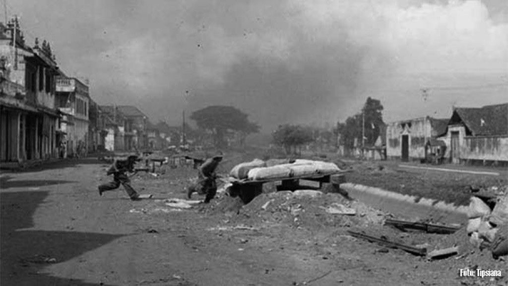 Ilustrasi pertempuran 10 November 1945 di Kota Surabaya (Foto: Tipsiana)