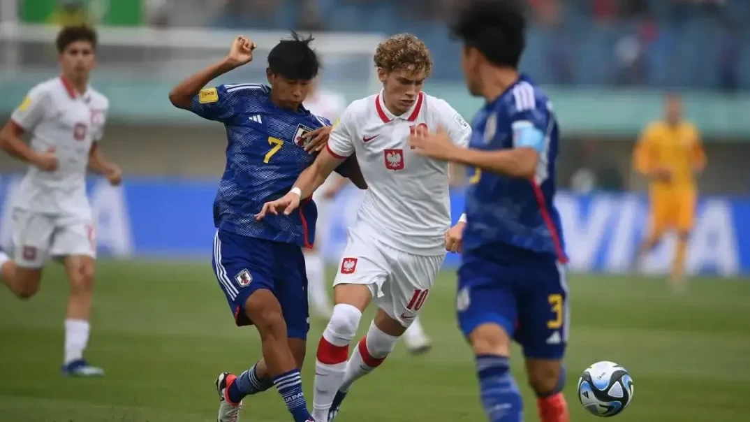 Timnas Jepang U-17 menang tipis 1-0 atas Polandia pada laga perdana Grup D Piala Dunia U-17 yang dimainkan di Stadion Si Jalak Harupat, Bandung. (Foto: Ant)