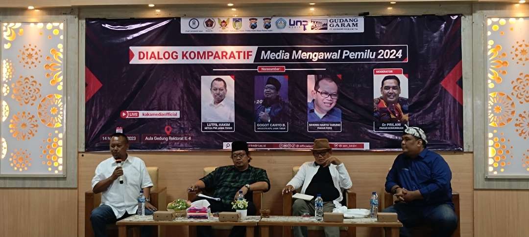 PWI Kediri Gelar Dialog Komparatif, Peran Media Kawal Pemilu 2024 (Foto: Fendi Lesmana/ngopibareng.id)