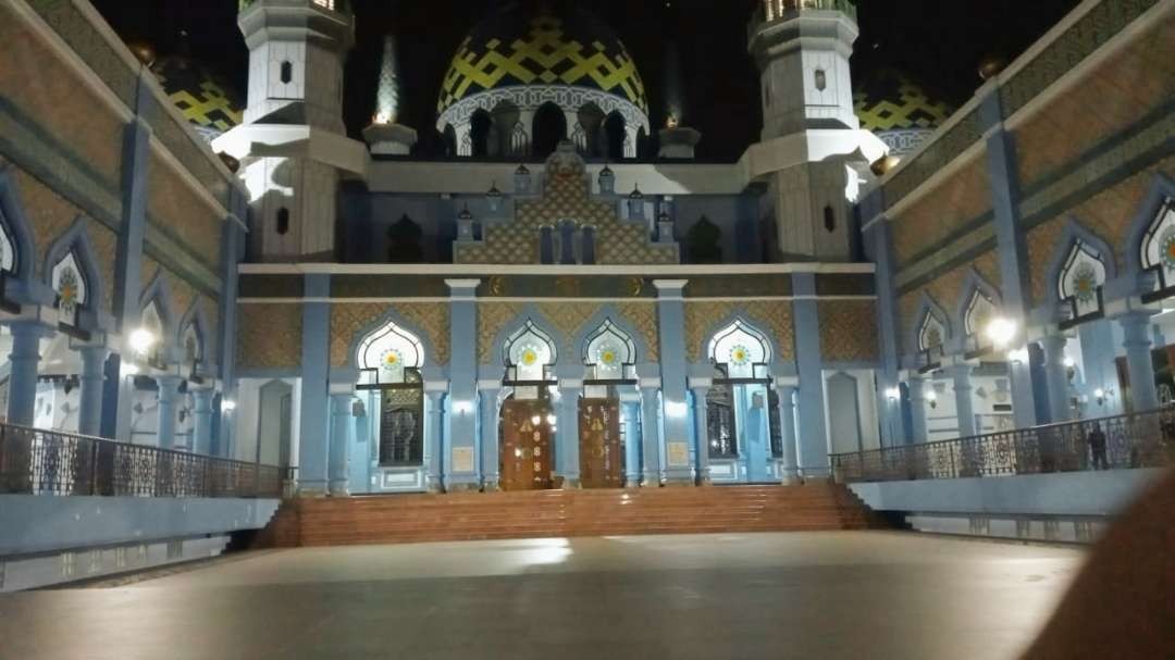 Keindahan masjid mencerminkan ikhtiar keindahan ciptaan Allâh Ta'ala. (Ilustrasi)