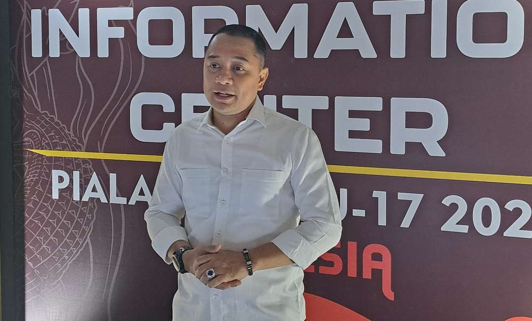 Walikota Surabaya, Eri Cahyadi saat ditemui di media center Piala Dunia U-17. (Foto: Pita Sari/Ngopibareng.id)