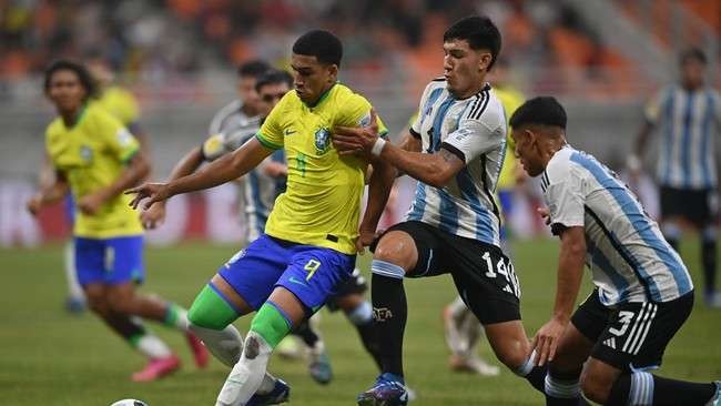 Argentina memimpin 1-0 atas Brasil pada babak pertama perempat final Piala Dunia U-17 2023, Jumat, 24 November 2023. (Foto: Ant)