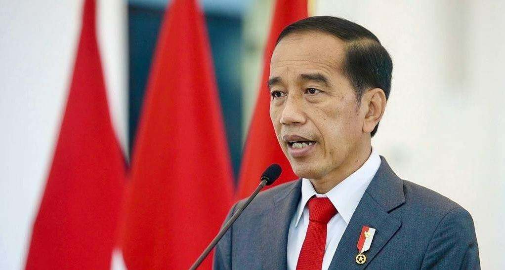 Presiden Jokowi keluarkan aturan yang dinilai pakar hukum tata negara sarat dengan kepentingan politik. (Foto: Setpres)