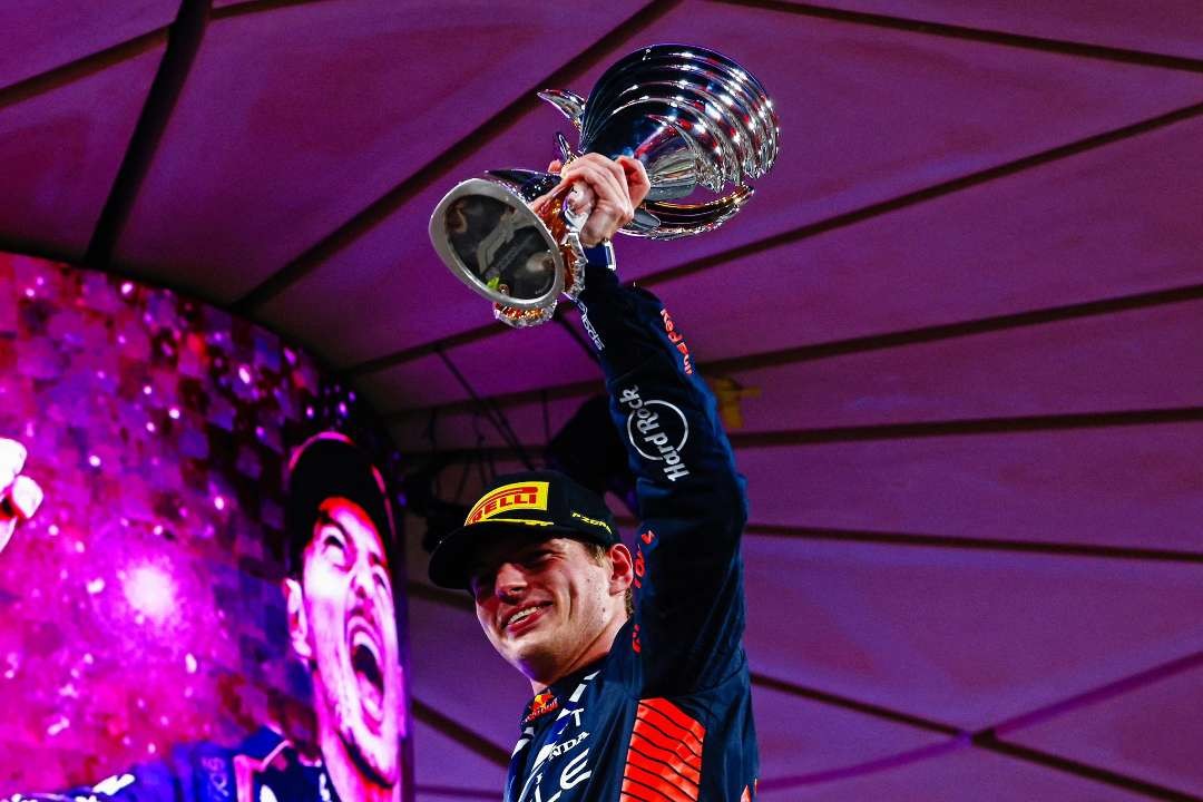 Max Verstappen juara dunia F1 GP, usai meraih kemenangan ke-19 seri balapan terakhir di Abu Dhabi, Minggu 27 November 2023. (Foto: X @max33verstappen)