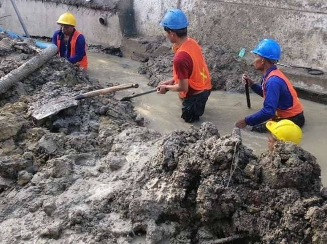 Ilustrasi pengerjaan saluran air Pemkot Surabaya untuk antisipasi banjir. (Foto: Humas Pemkot Surabaya)