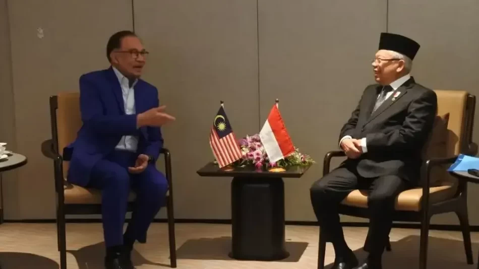 Wakil Presiden RI Ma’ruf Amin dalam pertemuan dengan PM Malaysia Anwar Ibrahim menyampaikan jangan ada hukuman cambuk lagi bagi PMI di Malaysia. (Foto: Setwapres)