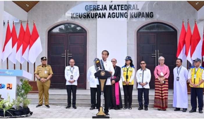 Presiden Joko Widodo meresmikan Gereja Katedral Keuskupan Agung, Kota Kupang, Provinsi Nusa Tenggara Timur (NTT), pada Rabu, 6 Desember 2023. (Foto: BPMI Setpres)