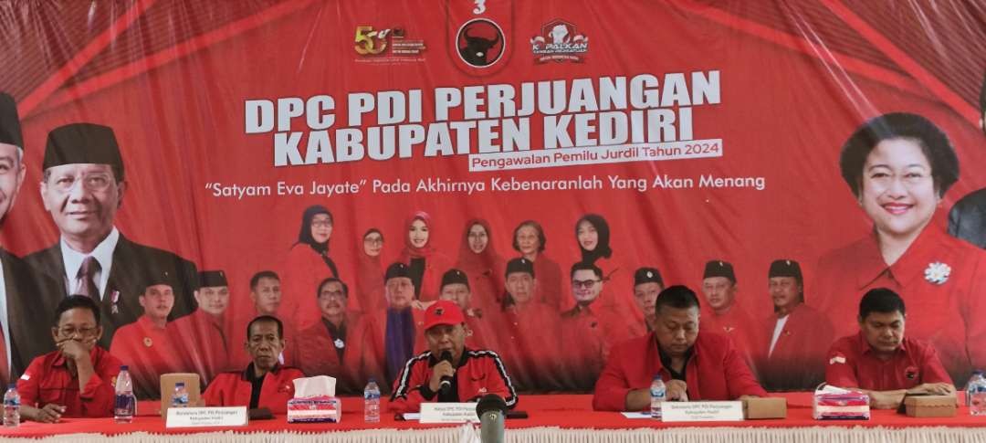 DPC PDI Perjuangan Kabupaten Kediri solid dukung Ganjar-Mahfud. (Foto: Fendi Lesmana/Ngopibareng.id)