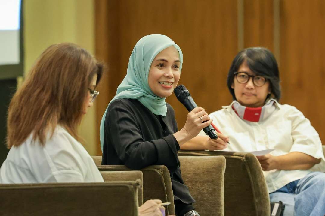 Siti Atiko Ganjar berbagi resep antikorupsi yang ia mulai dari keluarga kecilnya sendiri. (Foto: Tim Media Ganjar)