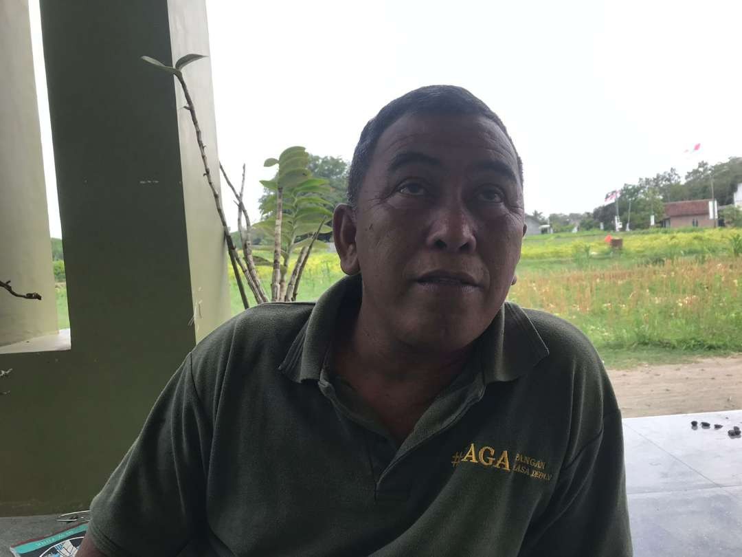 Ketua KTNA Kabupaten Blitar, Sumidi, memprediksi para petani di wilayahnya baru menanam padi pada awal Januari 2024. (Foto: Choirul Anam/Ngopibareng.id)