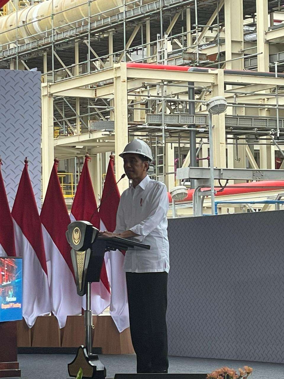 Presiden Jokowi meresmikan ekspansi PT Smelting di Kabupaten Gresik, Provinsi Jawa Timur, Kamis, 14 Desember 2023. (Foto: Arif Afandi/Ngopibareng.id)