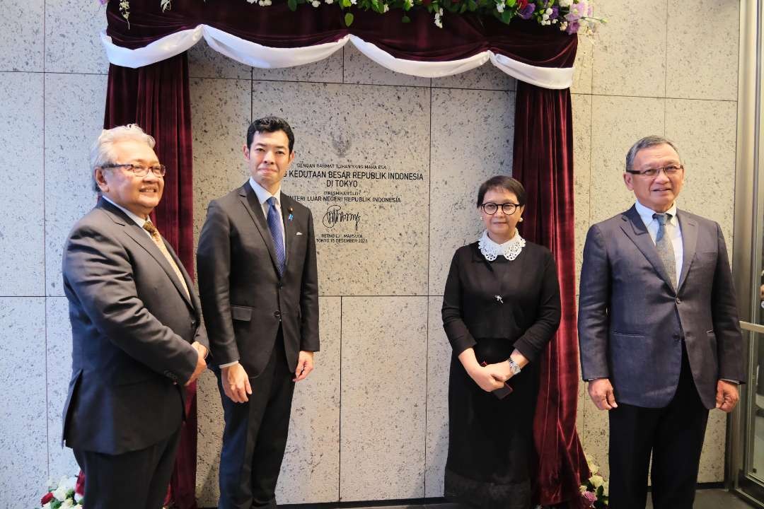 Menteri Luar Negeri Retno Marsudi meresmikan gedung baru Kedutaan Besar Republik Indonesia (KBRI) Tokyo, Jepang, pada Jumat, 15 Desember 2023. (Foto: Dok KBRI Tokyo)