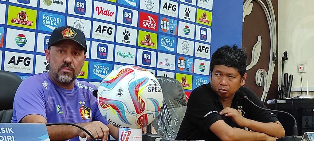 Pelatih Marcelo Rospide tegaskan Persik Kediri pasang target menang melawan PSM Makassar, demi amankan posisi 5 besar di papan klasemen Liga 1. (Foto: Fendi Lesmana/ngopibareng.id)