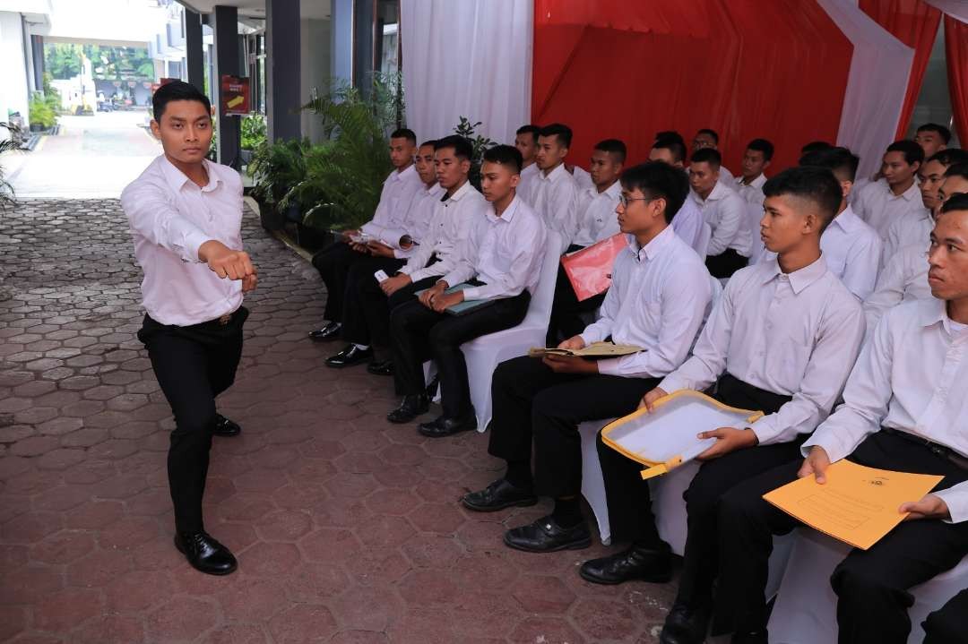 Sebanyak 262 CPNS Kemenkumham Jatim mengikuti Seleksi Kompetensi Bidang Wawancara, Pengamatan Fisik dan Keterampilan (SKB WPFK). (Foto: Humas Krmenkumham Jatim)