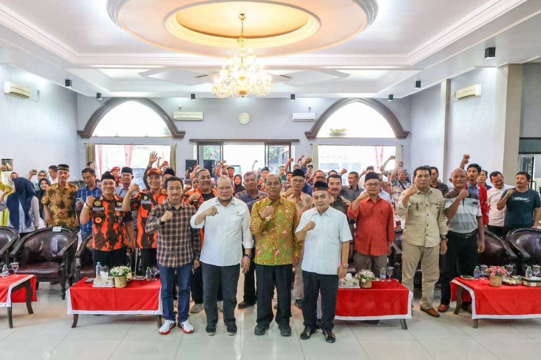 Ketua DPD RI AA LaNyalla Mahmud Mattalitti saat reses di Kabupaten Jombang, Sabtu 23 Desember 2023. (Foto: Biro Media LaNyalla)