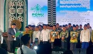 Pelantikan sebanyak 13 pengurus Majelis Wakil Cabang Nahdlatul Ulama (MWCNU) bersamaan dengan 130 PRNU oleh Pengurus Cabang Nahdlatul Ulama (PCNU) Kabupaten Jombang, Rabu (27 Desember 2023). (Foto: NU jombang)
