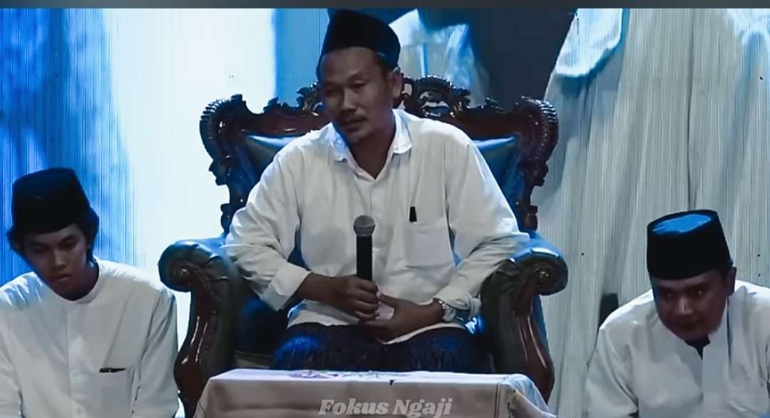 Gus Baha alias KH Ahmad Baharuddin Nursalim, yang sering sampaikan pendapat Syaikh Mutawallu Sya'rawi. (Foto:adi/ngopibareng.id)