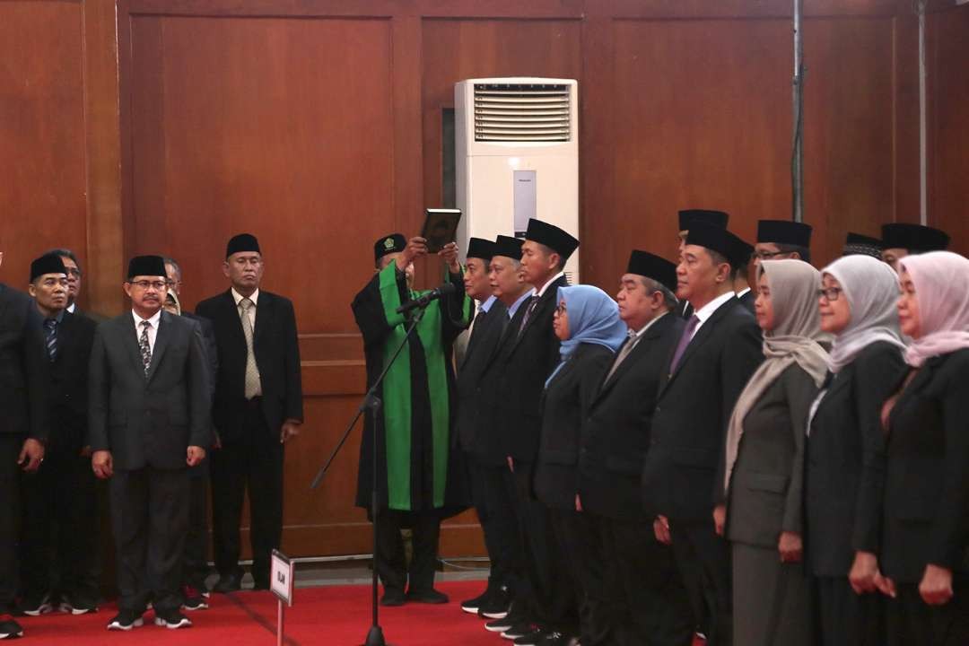 Pemkot Surabaya kembali melakukan rotasi jabatan, ada 9 kepala OPD yang mendapatkan jabatan baru. (Foto: Humas Pemkot Surabaya)