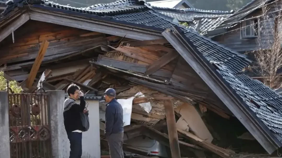 Jumlah korban tewas akibat gempa bumi dahsyat di Prefektur Ishikawa, Jepang, Senin, 1 Januari 2024, bertambah menjadi delapan orang. (Foto: Reuters)