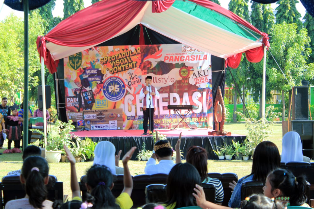 Wakil Wali Kota Pasuruan Adi Wibowo (Mas Adi) hadiri acara gelar unjuk karya dan aksi Proyek Penguatan Profil Pelajar Pancasila (Generasi P5) SDK Sang Timur Kota Pasuruan, Rabu 20 Desember.  (Foto: Pemkot Pasuruan)