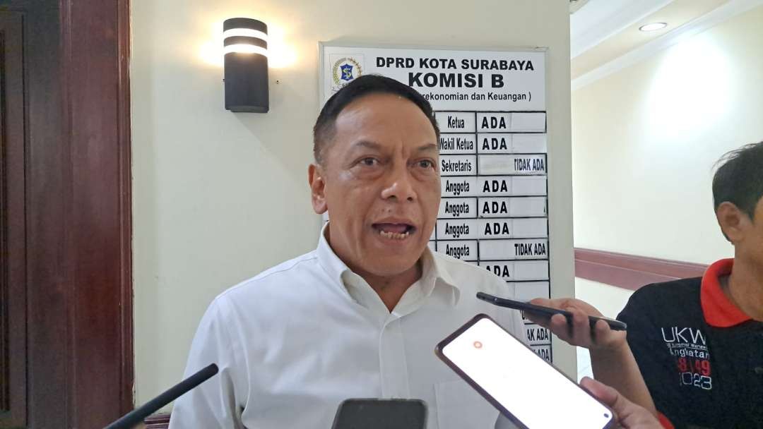 Wakil Ketua Komisi B DPRD Kota Surabaya, Anas Karno. (Foto: Julianus Palermo/Ngopibareng.id)