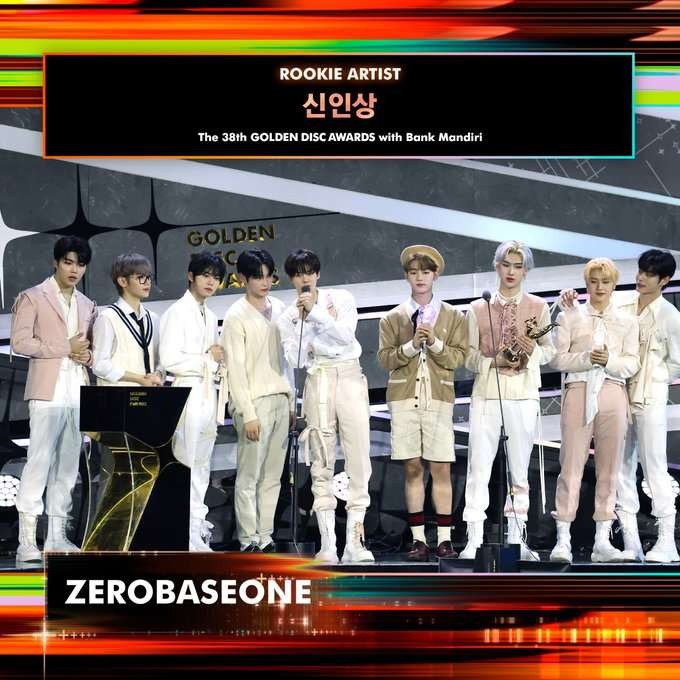 ZEROBASEONE Rookie Artist of the Year. (Foto: X Golden Disc Awards)