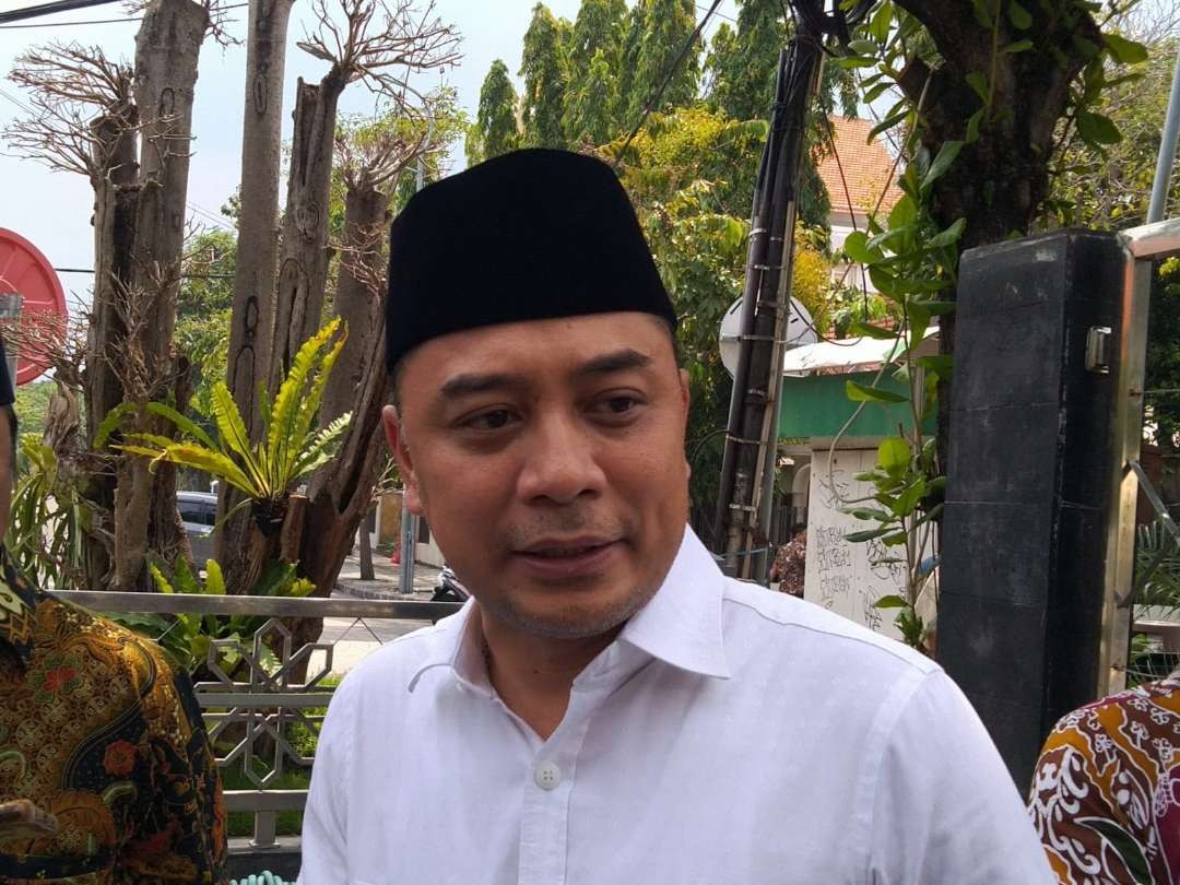 Walikota Surabaya, Eri Cahyadi tegaskan jukir tak boleh tarik tarif di atas ketentuan Pemkot Surabaya. (Foto: Humas Pemkot Surabaya)