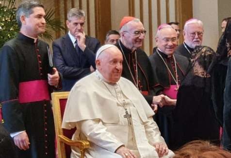 Paus  Fransiskus di hadapan Korps Diplomatik yang terakreditasi, di Hall of Benedict, Vatikan (Foto: istimewa)