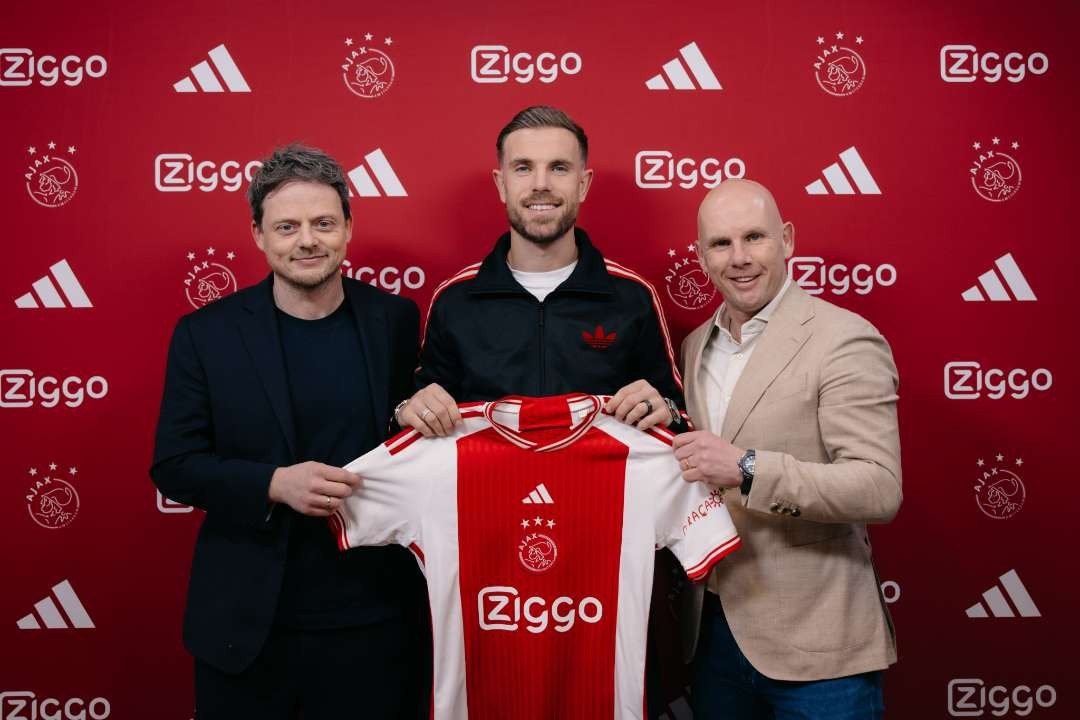 Jordan Henderson resmi pindah ke Ajax dari Al Ettifaq. (Foto: X/@AFCAjax)