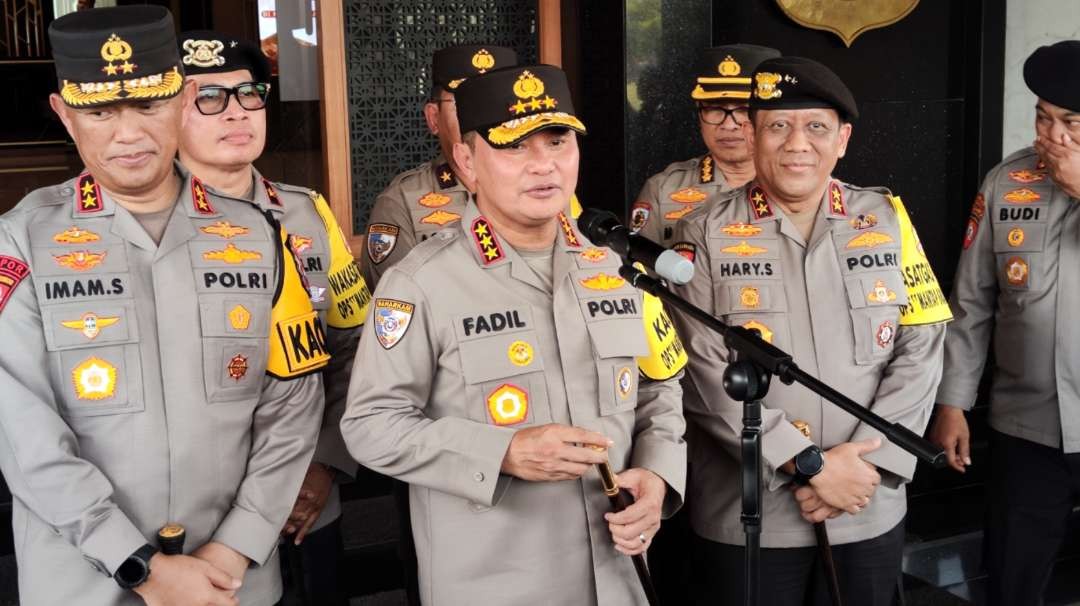 Kabaharkam Polri, Komjen Pol Fadil Imran memastikan pasukan siap mengamankan jalannya Pemilu 2024. (Foto: Fariz Yarbo/Ngopibareng.id)