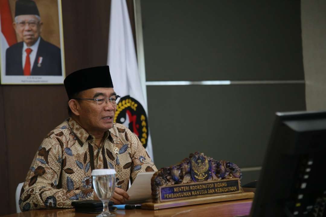 Menko PMK Muhadjir Effendy menekankan pentingnya peran PT ASDP Indonesia Ferry sebagai BUMN untuk mewujudkan cita-cita poros maritim dunia. (Foto: Dok. Kemenko PMK)