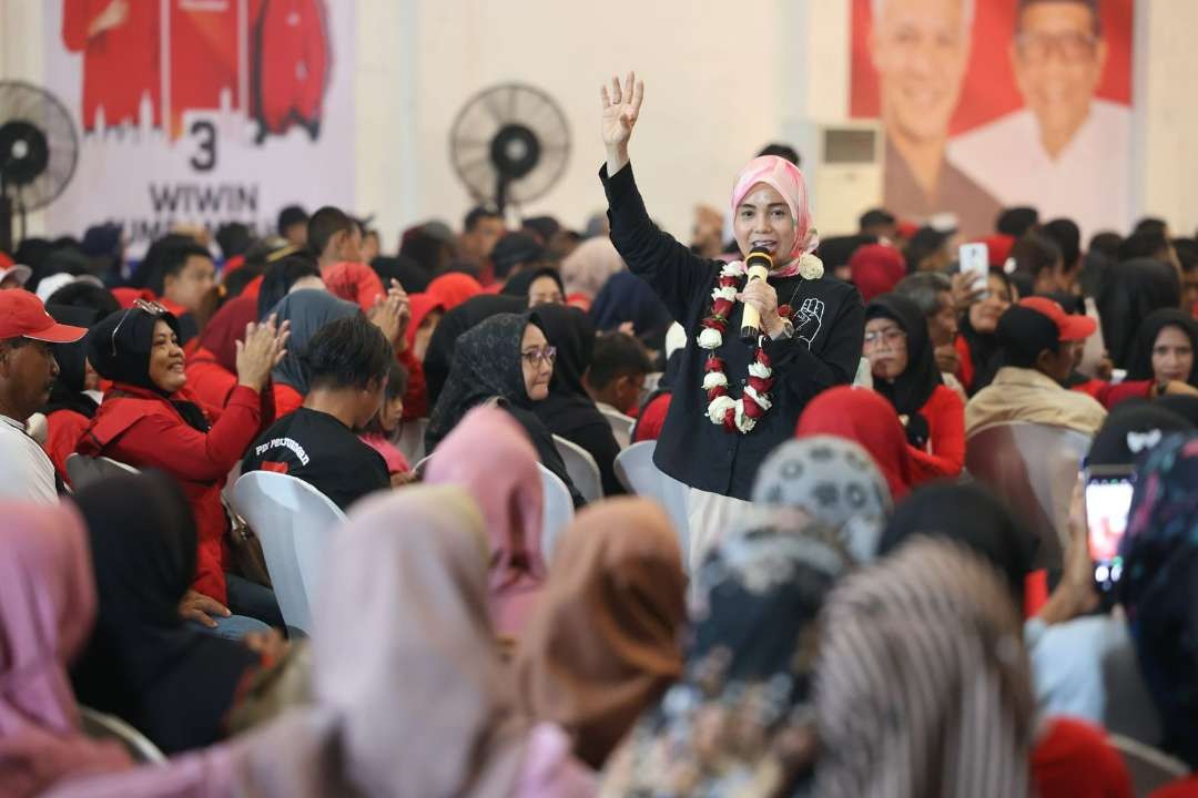 Siti Atikoh Ganjar ajak warga dan tokoh se-Jombang awasi Pemilu 2024. (Foto: Tim Media Ganjar)