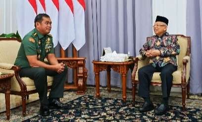 Wakil Presiden (Wapres) Ma’ruf Amin sore ini menerima kunjungan Kepala Staf Angkatan Darat (KSAD) Jenderal TNI Maruli Simanjuntak. (Foto: Setwapres)