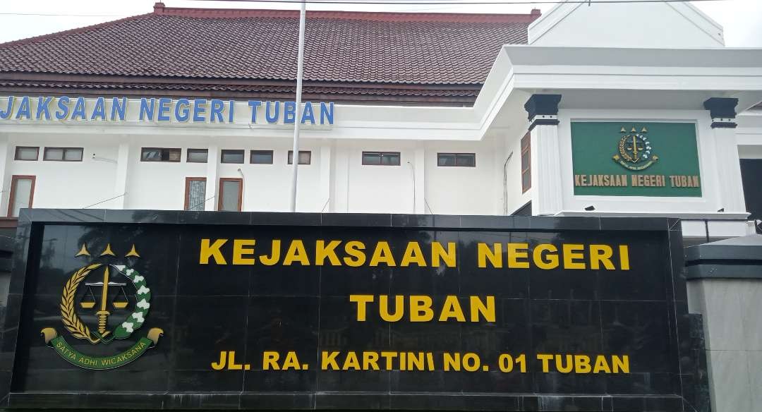 Kejaksaan Negeri Tuban, Jawa Timur, belum menetapkan tersangka kasus dugaan korupsi APMD. (Foto: Khoirul Huda/Ngopibareng.id)