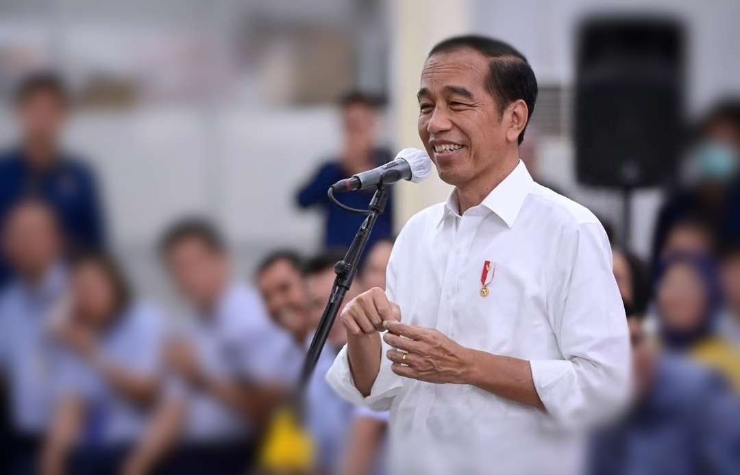Presiden Jokowi pakai hak pilihnya dalam Pemilu di TPS Gambir, Jakarta Pusat, Rabu 14 Februari 2024. (Foto: Instagram @jokowi)