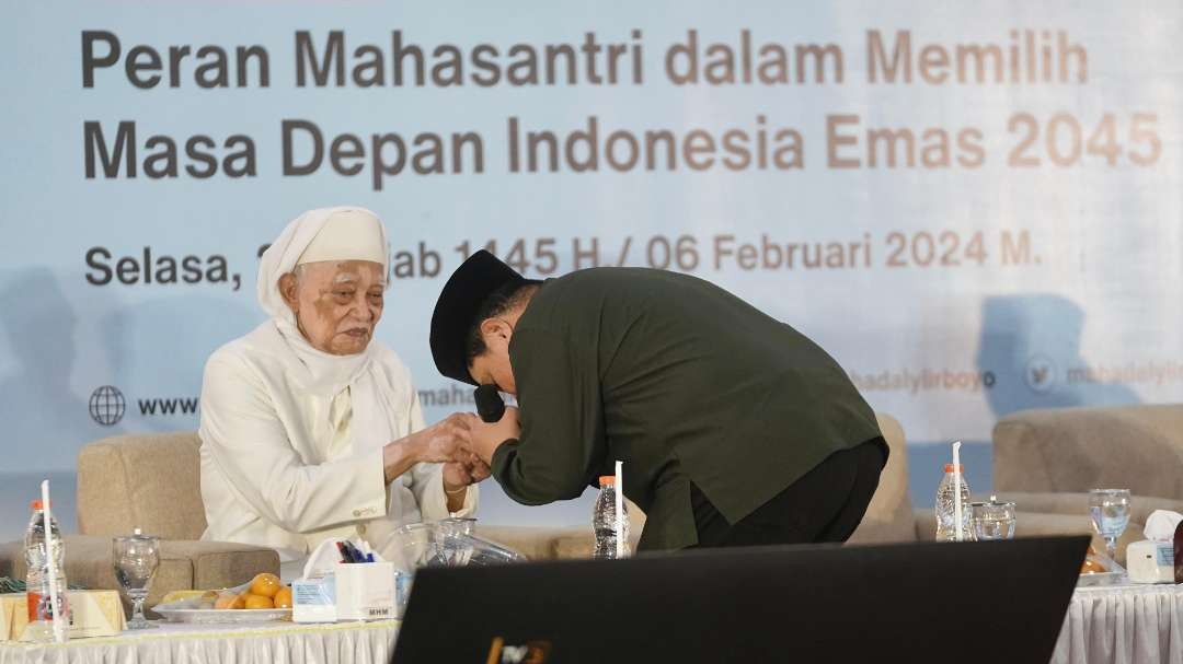 Erick Thohir kunjungi Pondok Pesantren Lirboyo Kediri  Jawa Timur, 6 Februari 2024. (Foto: Istimewa)